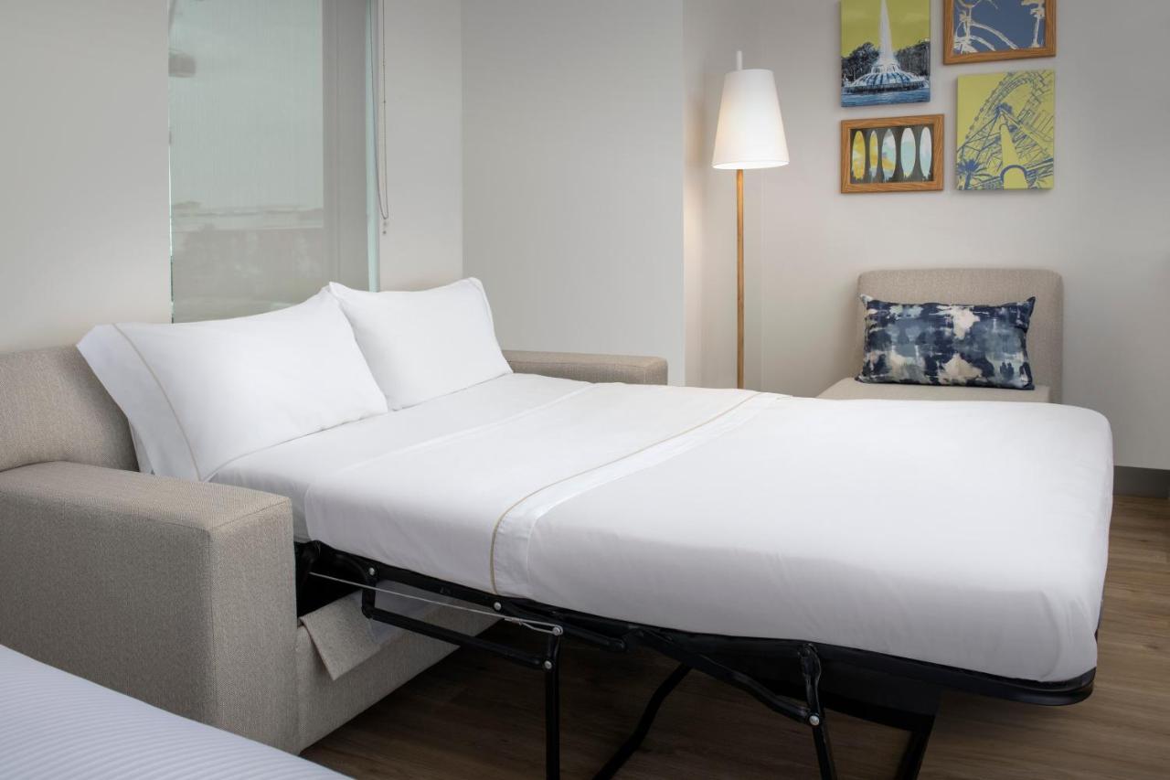 Element Orlando Universal Blvd. Williamsburg Экстерьер фото