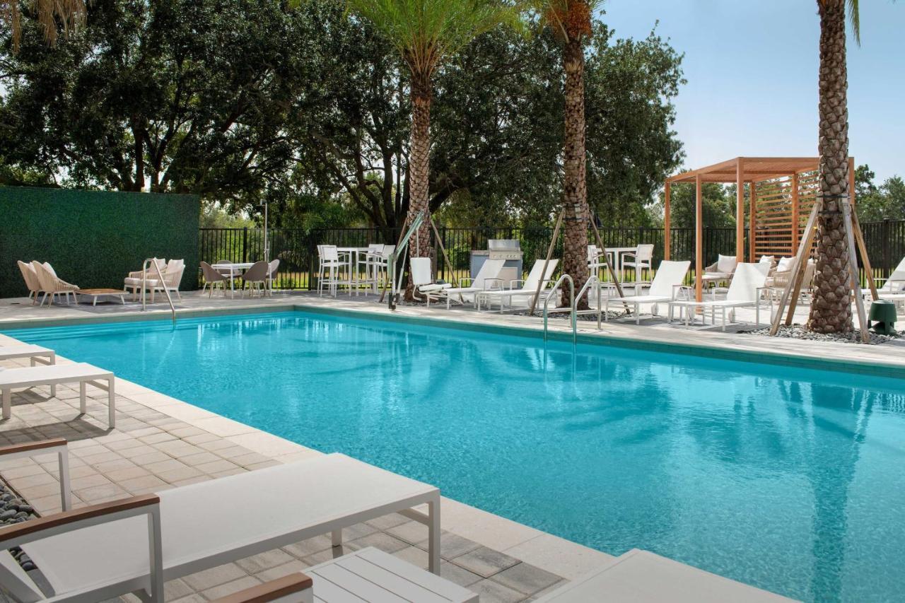 Element Orlando Universal Blvd. Williamsburg Экстерьер фото