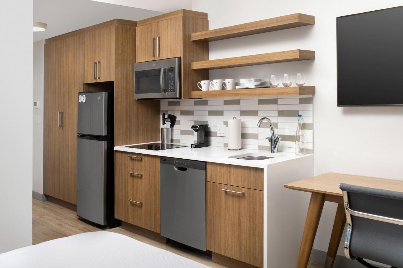 Element Orlando Universal Blvd. Williamsburg Экстерьер фото