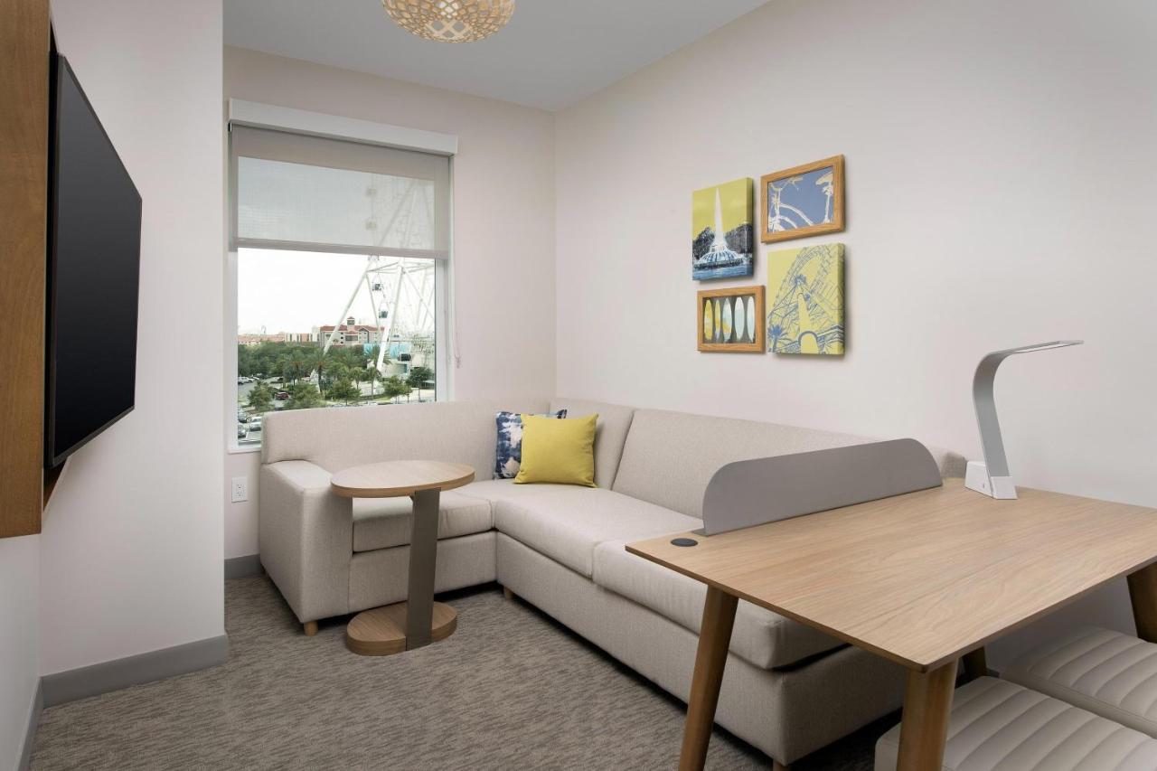 Element Orlando Universal Blvd. Williamsburg Экстерьер фото